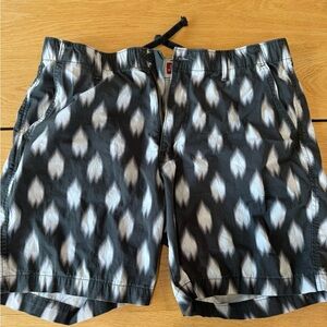 Levi's Black and White Patterned Board Shorts